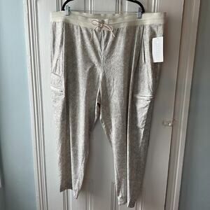 Athleta Pants Womens 26 Gray Venture Print Jogger Drawstring Cargo Pocketed NWT